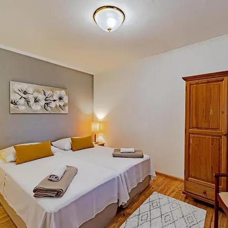 Sanja By Guide * Вела-Лука